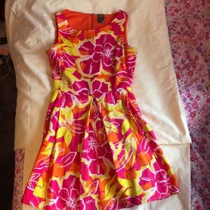 Taylor floral women’s dress size 14